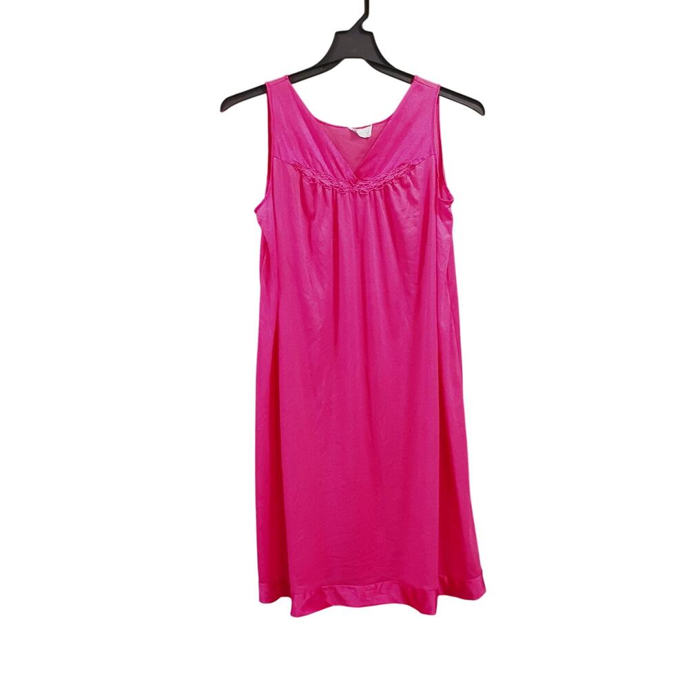 VTG Vanity Fair Medium Flower Design V Neck Sleevless Fuscia Pink Nightgown